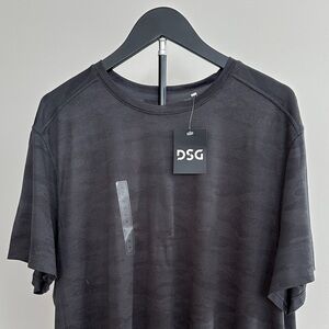 DSG Men's Movement Short Sleeve Tee -Charcoal Camo